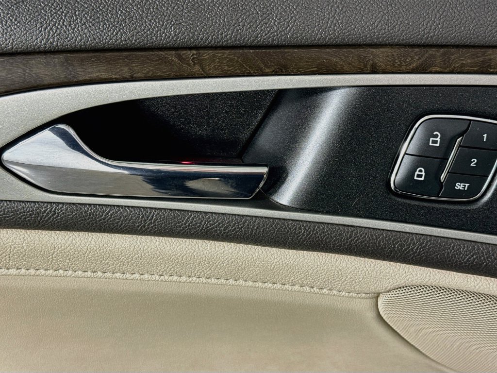Used 2019 Lincoln MKZ Reserve w/ Reserve Plus Package FWD image 21
