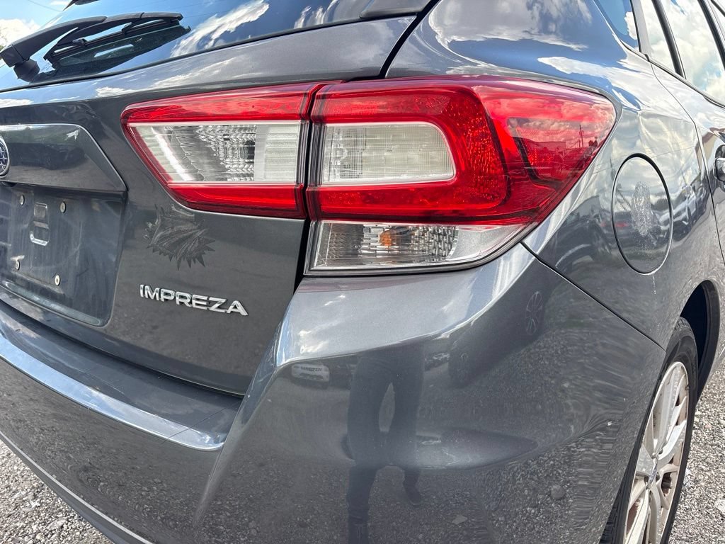 Used 2018 Subaru Impreza 2.0i Premium w/ Eyesight & BSD & Rcta AWD/4WD image 12