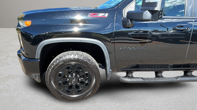 Used 2022 Chevrolet Silverado 2500 LTZ w/ LTZ Plus Package AWD/4WD image 43