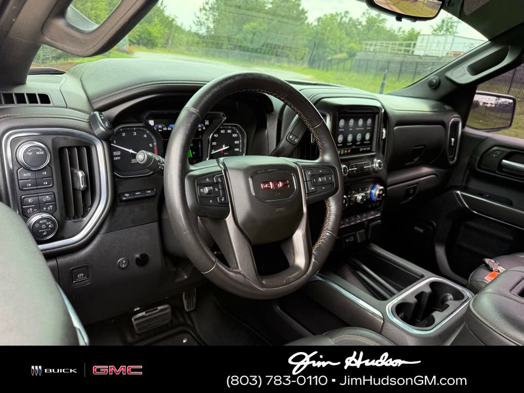 Used 2021 GMC Sierra 1500 AT4 w/ AT4 Value Package AWD/4WD image 4