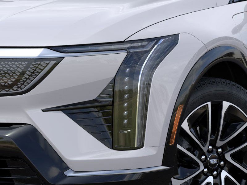 New 2025 Cadillac Optiq Sport 1 w/ LPO, Floor Liner Package image 10