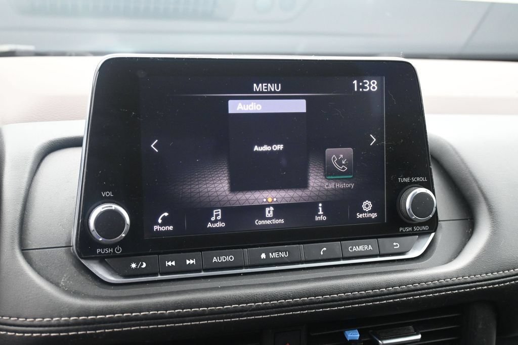 Used 2023 Nissan Rogue S AWD/4WD image 25