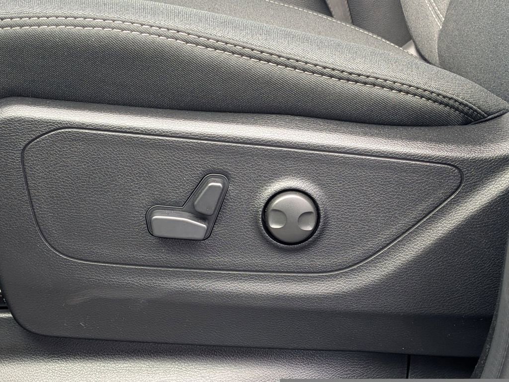 New 2026 RAM 1500 2WD Crew Cab image 20