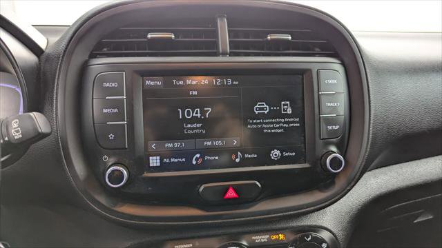Used 2023 Kia Soul LX w/ Option Group 015 FWD image 28