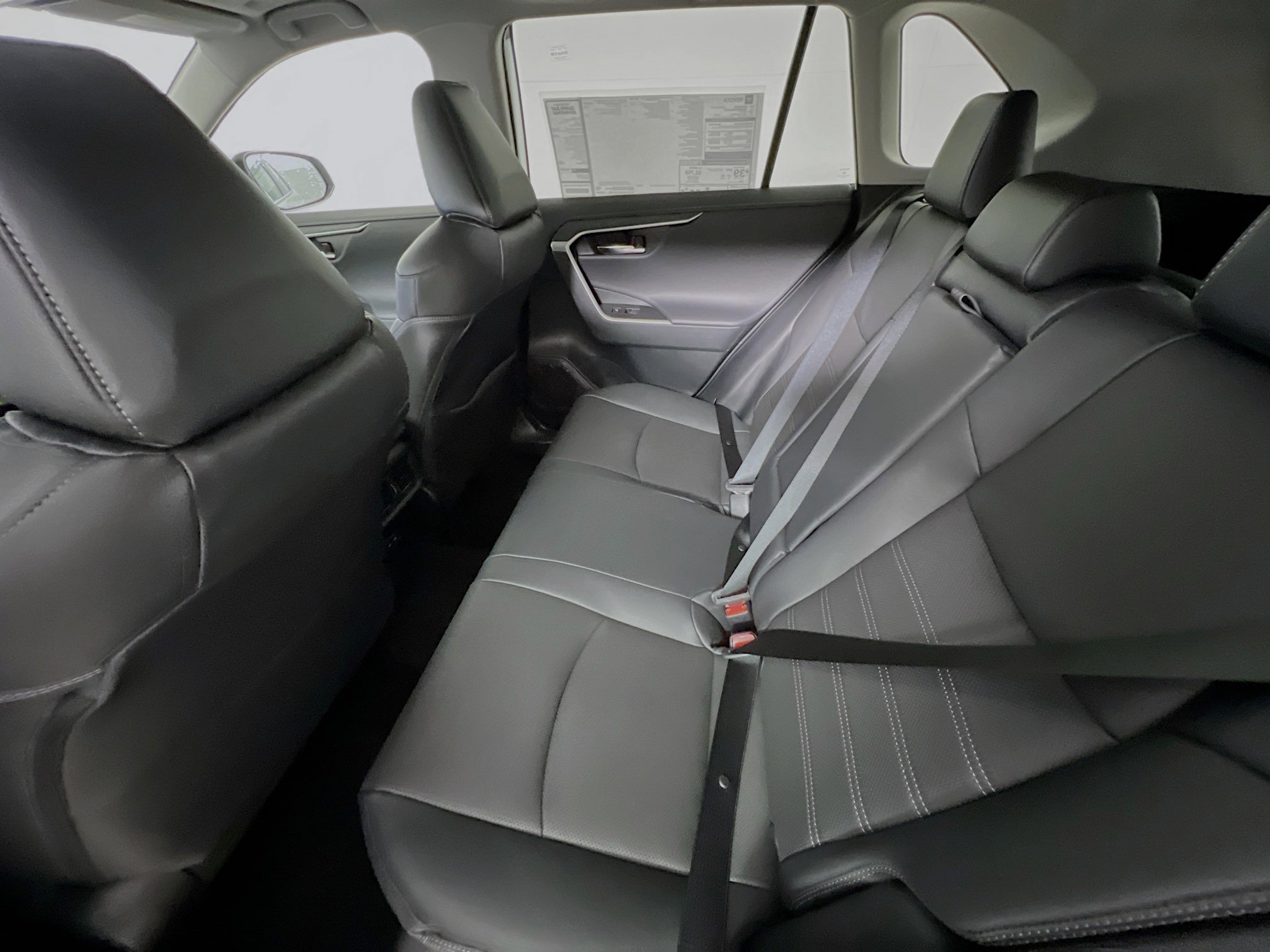 New 2024 Toyota RAV4 Limited image 30