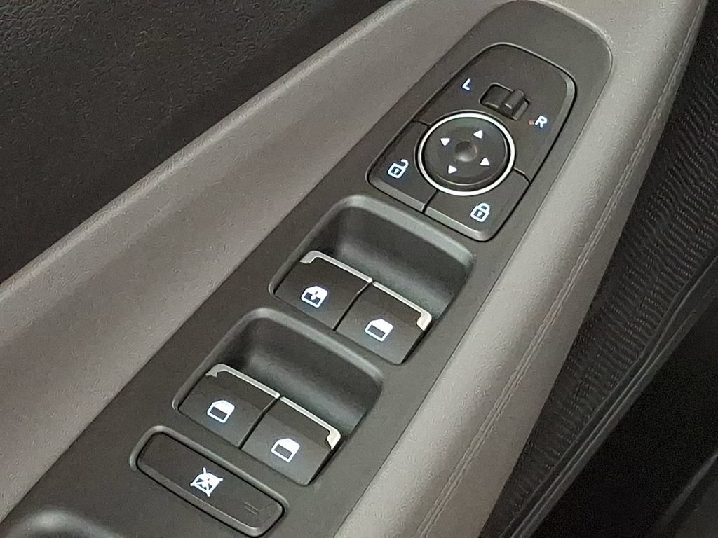 Used 2020 Hyundai Santa Fe SE AWD/4WD image 24
