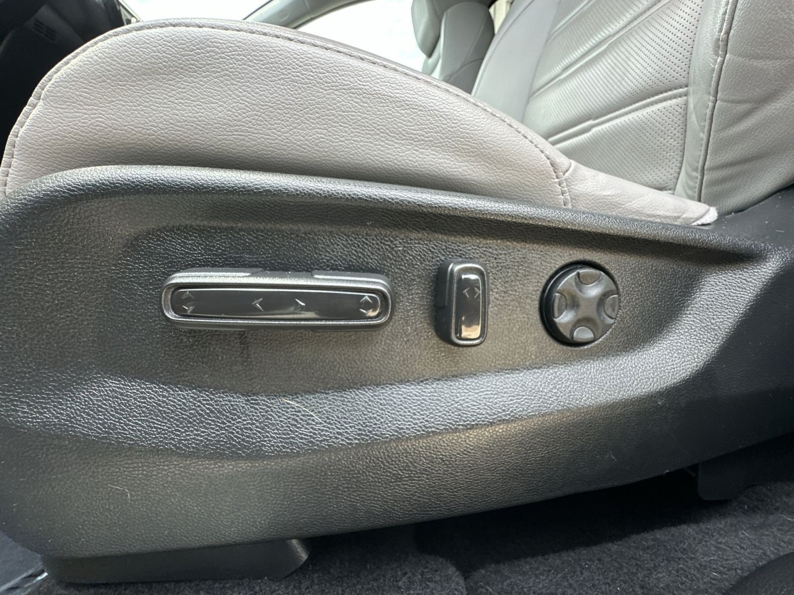Used 2020 Honda CR-V EX-L image 22