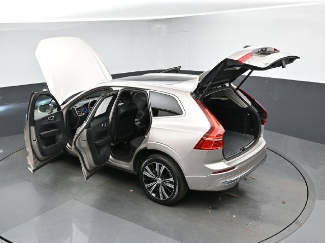 Used 2023 Volvo XC60 B5 Plus w/ Protection Package Premier FWD image 49