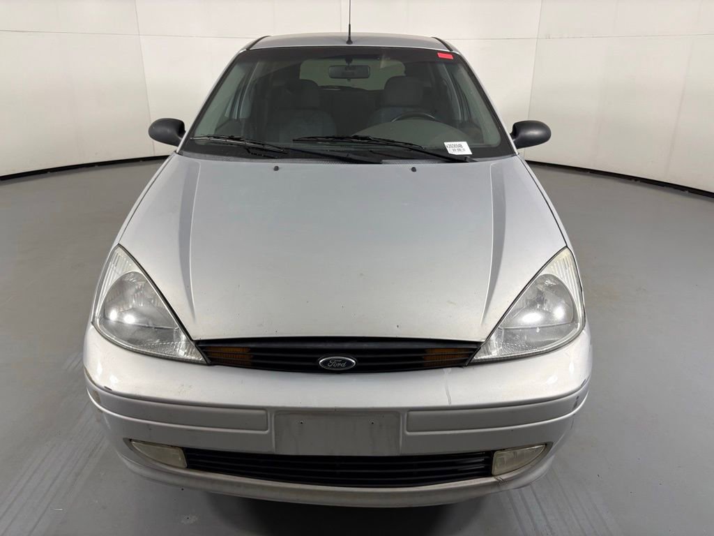 Used 2003 Ford Focus ZX5 Hatchback FWD image 3
