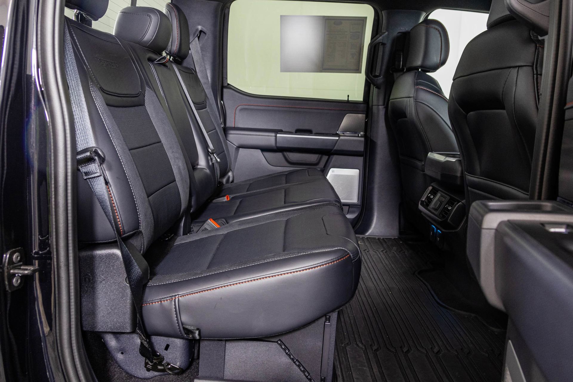 Used 2024 Ford F150 Raptor image 45