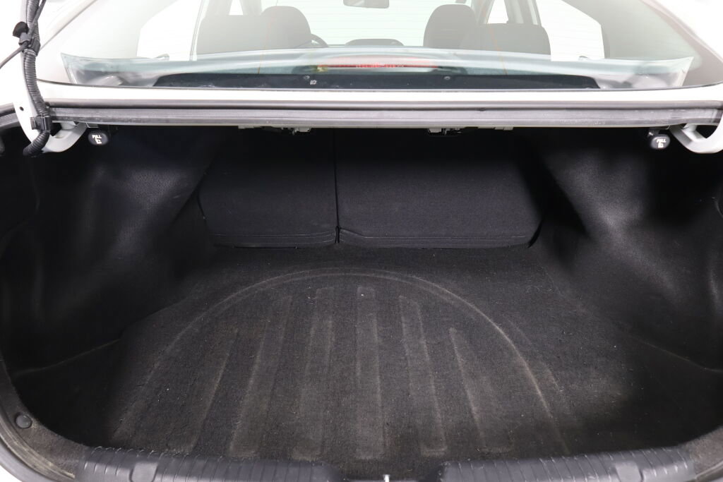 Used 2016 Kia Forte LX image 18