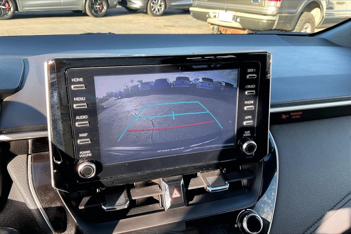 Used 2020 Toyota Corolla SE w/ Carpet Mat Package (TMS) FWD image 18