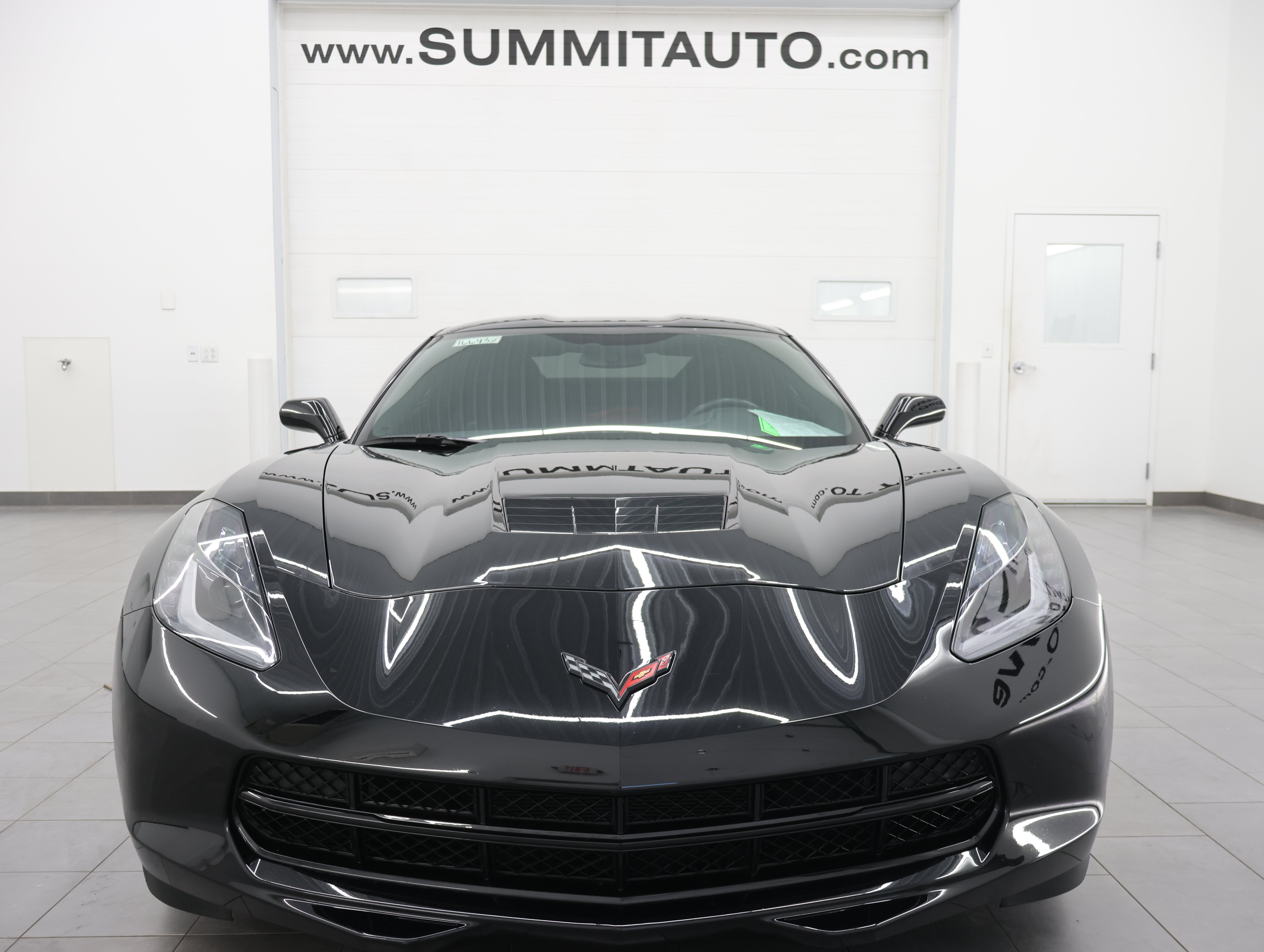 Used 2016 Chevrolet Corvette Stingray Coupe w/ Carbon Flash Badge Package RWD image 20