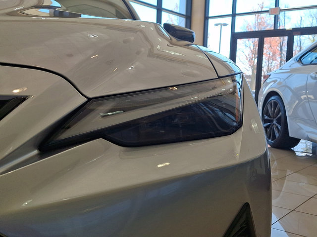 Used 2024 Lexus IS 500 w/ Accessory Package image 8