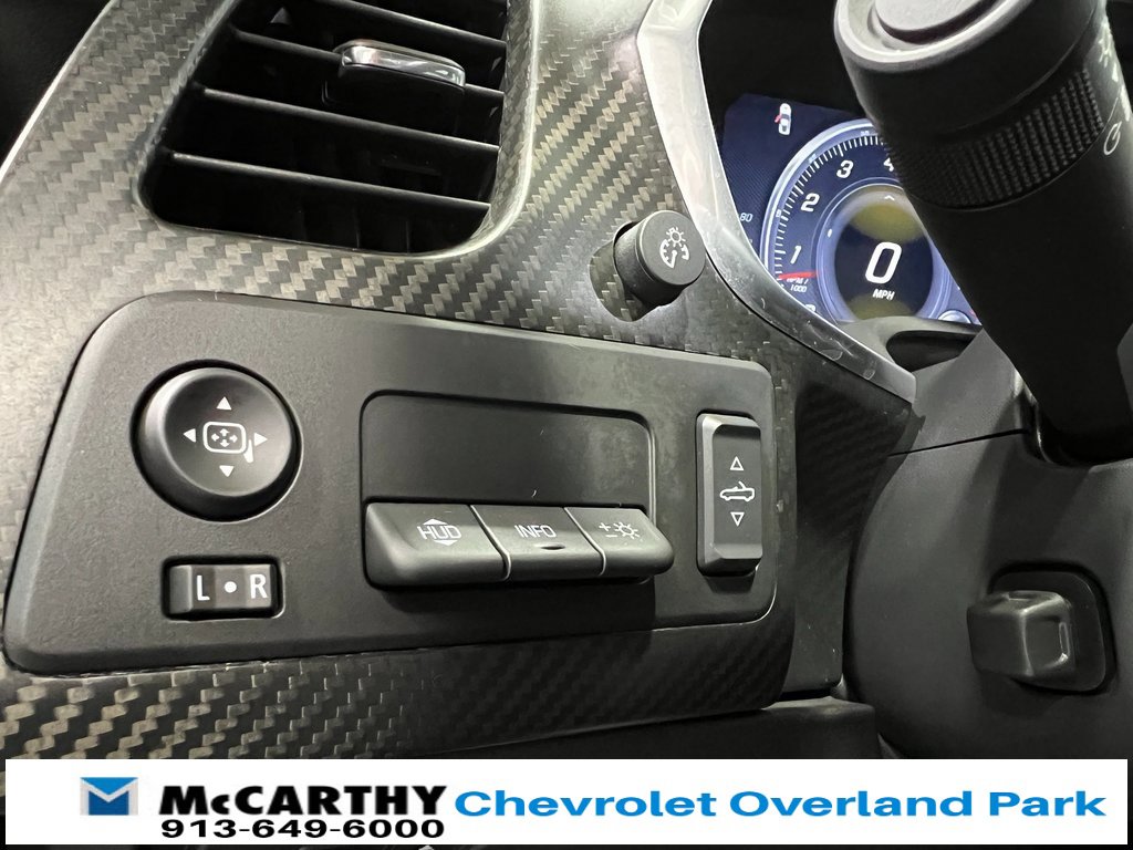 Used 2016 Chevrolet Corvette Z06 w/ 3LZ Preferred Equipment Group image 25