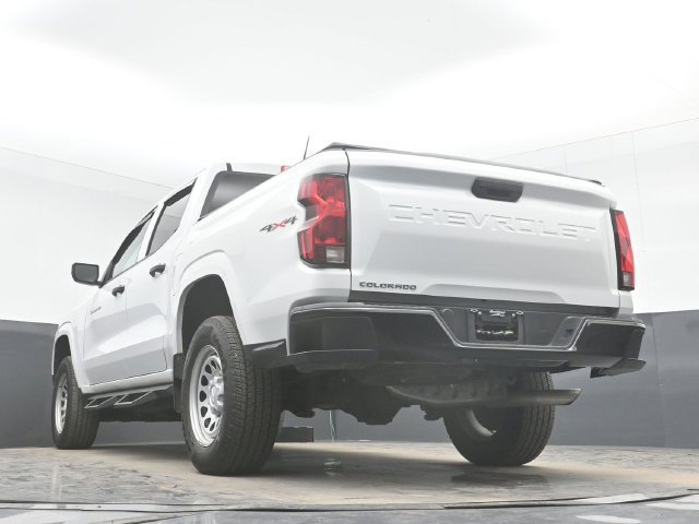 Used 2024 Chevrolet Colorado W/T w/ WT Convenience Package AWD/4WD image 46