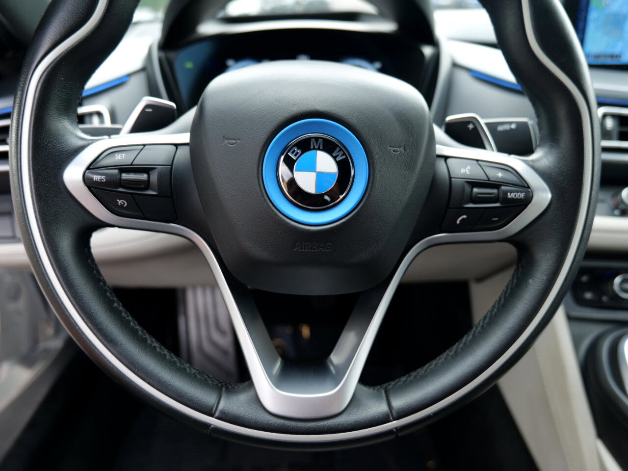Used 2015 BMW i8 image 21