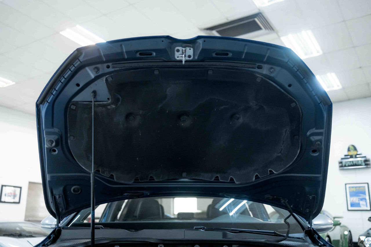 Used 2018 Volkswagen Golf R DCS and Navigation 7A image 88