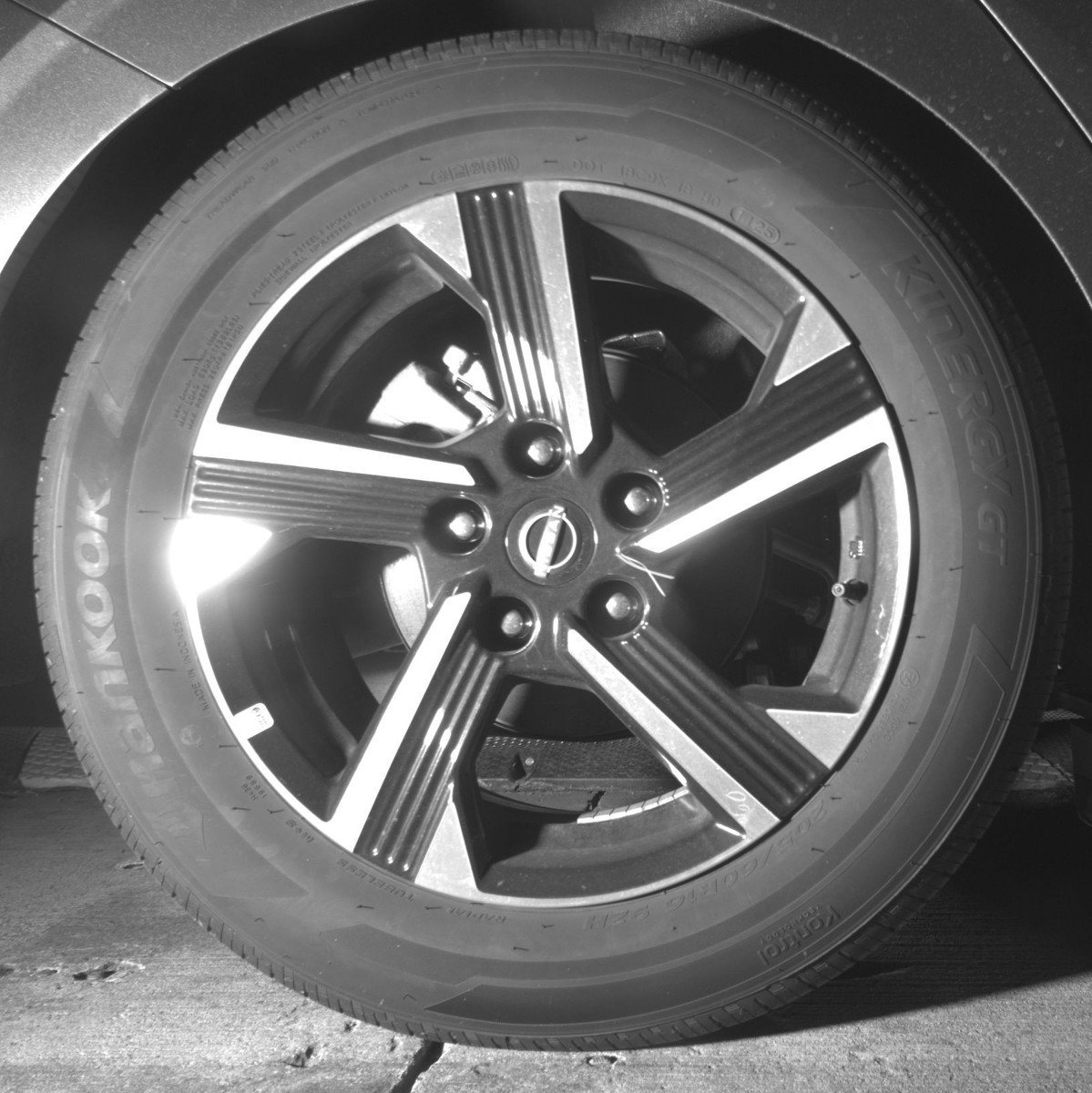 Used 2025 Nissan Sentra SV FWD image 15