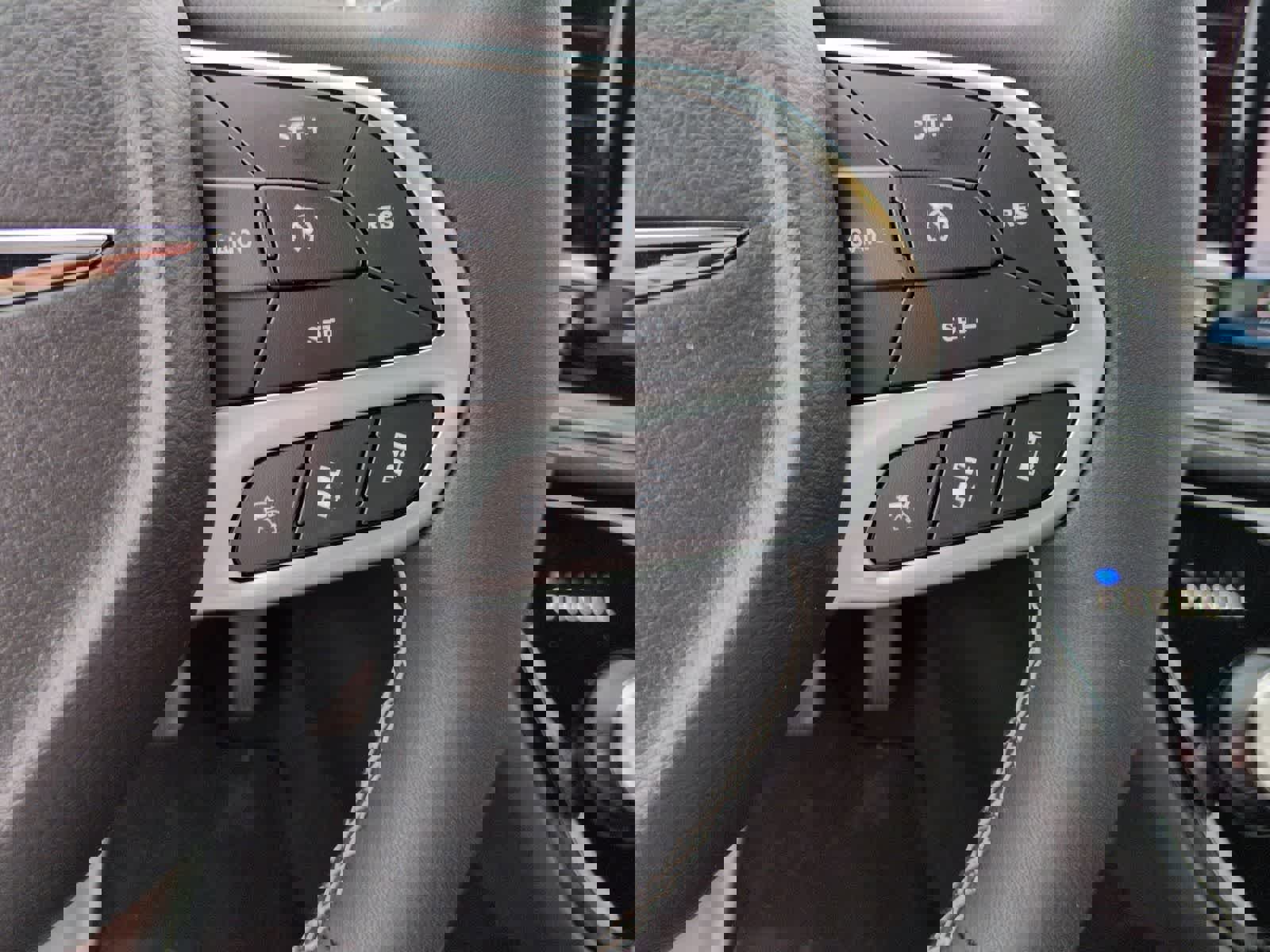 New 2026 Chrysler Pacifica Select image 22