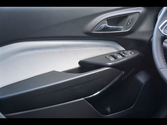 New 2026 Chevrolet Trax LT w/ Driver Confidence Package image 16