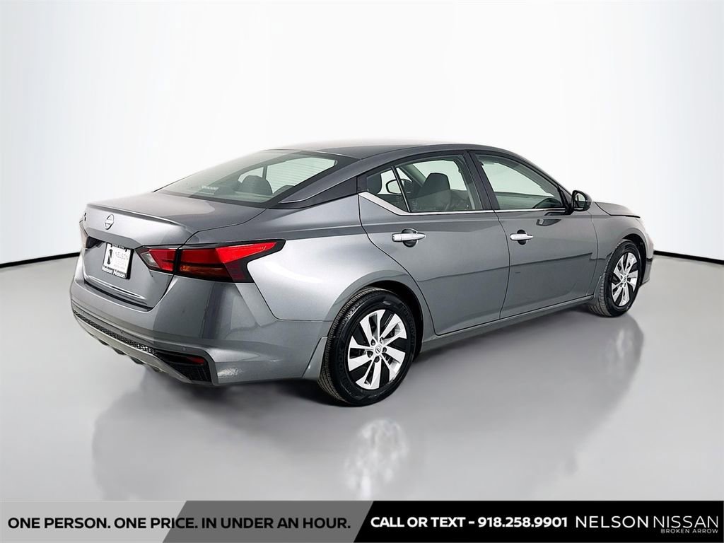 Used 2023 Nissan Altima 2.5 S image 5
