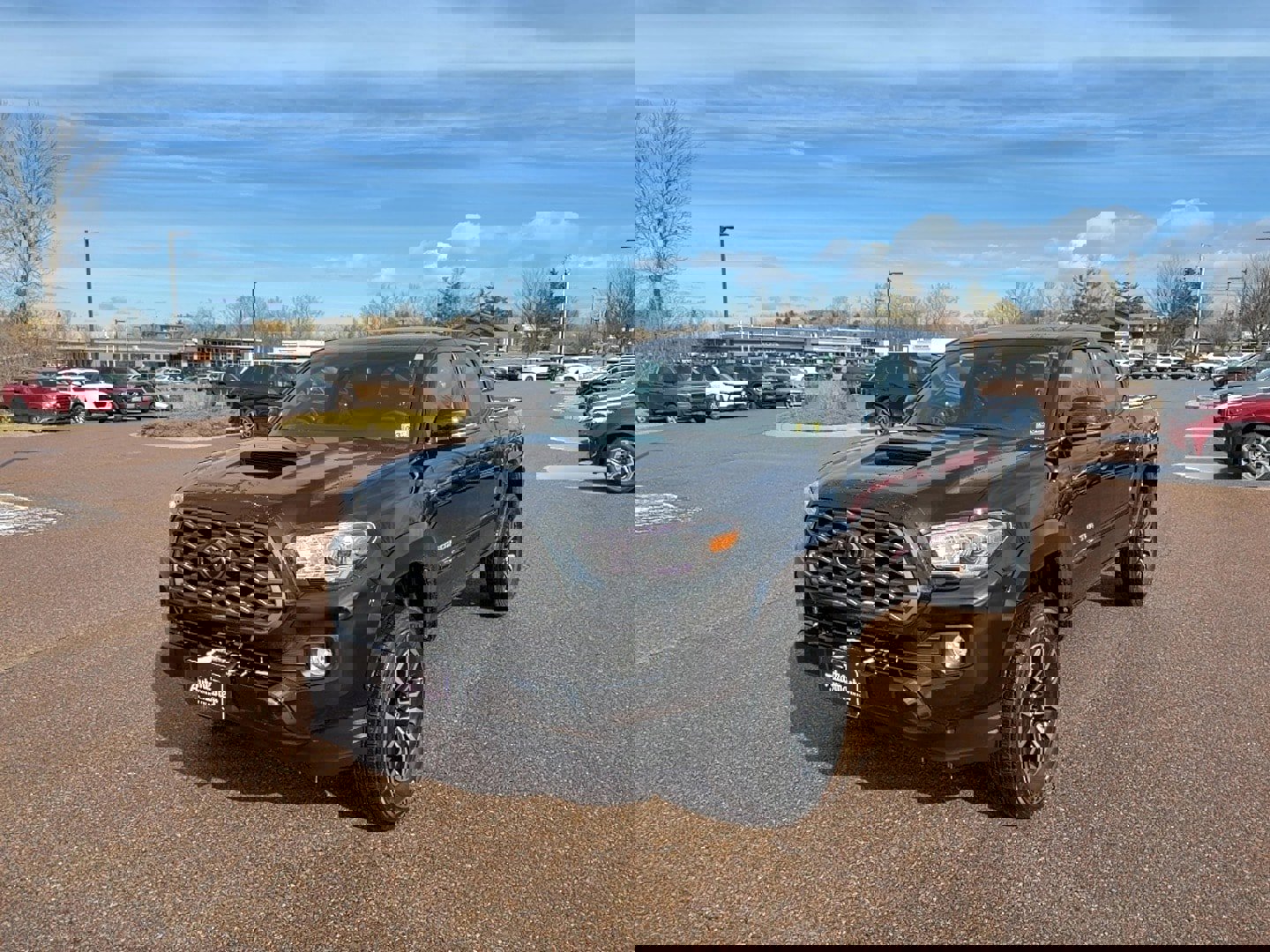 Used 2022 Toyota Tacoma image 1