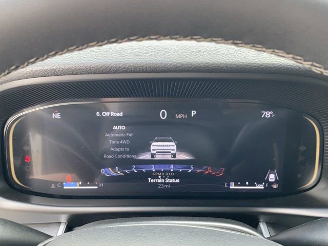 New 2025 Jeep Wagoneer L 4WD w/ Premium Group I image 12