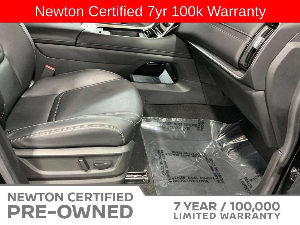 Used 2025 Nissan Armada SV RWD image 17