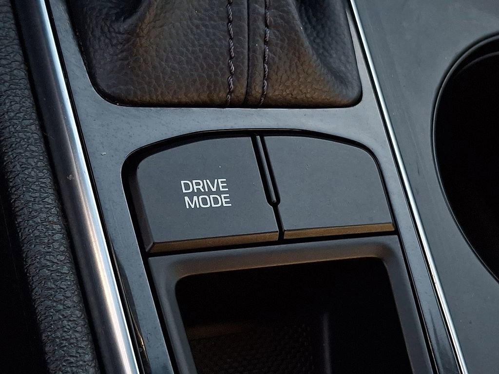 Used 2015 Hyundai Sonata Sport w/ Option Group 04 FWD image 21