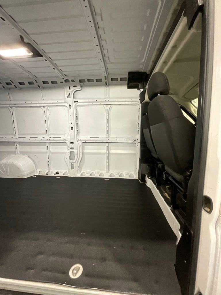 Used 2023 RAM ProMaster 2500 FWD image 14