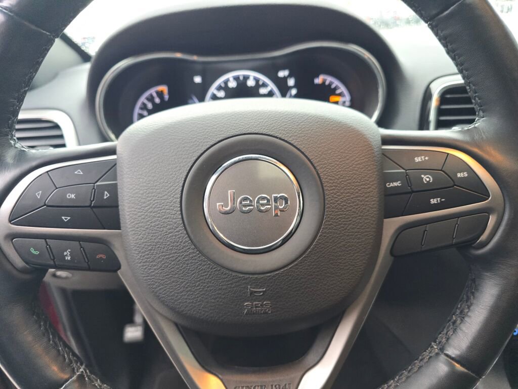 Used 2022 Jeep Grand Cherokee Laredo X image 22