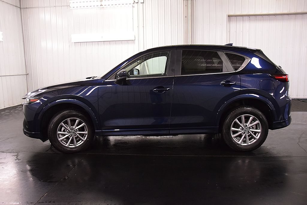 Used 2025 MAZDA CX-5 AWD 2.5 S w/ Select Package image 4