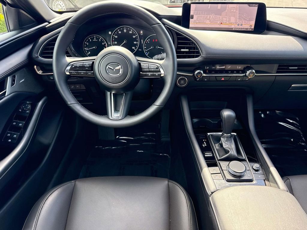 Certified 2026 MAZDA MAZDA3 Hatchback w/Premium Plus Pkg image 13