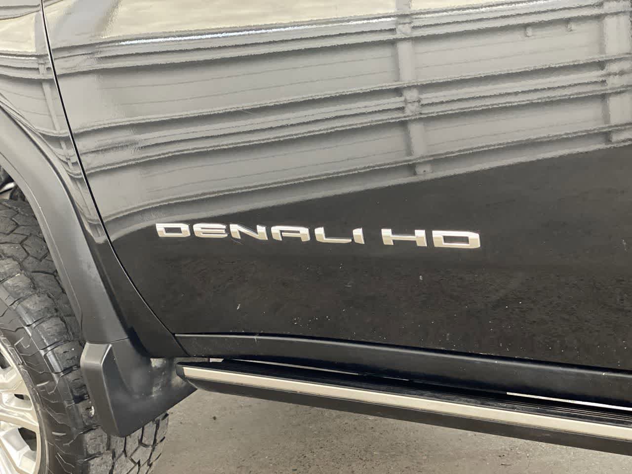 Used 2023 GMC Sierra 2500 Denali w/ Denali Ultimate Package AWD/4WD image 10