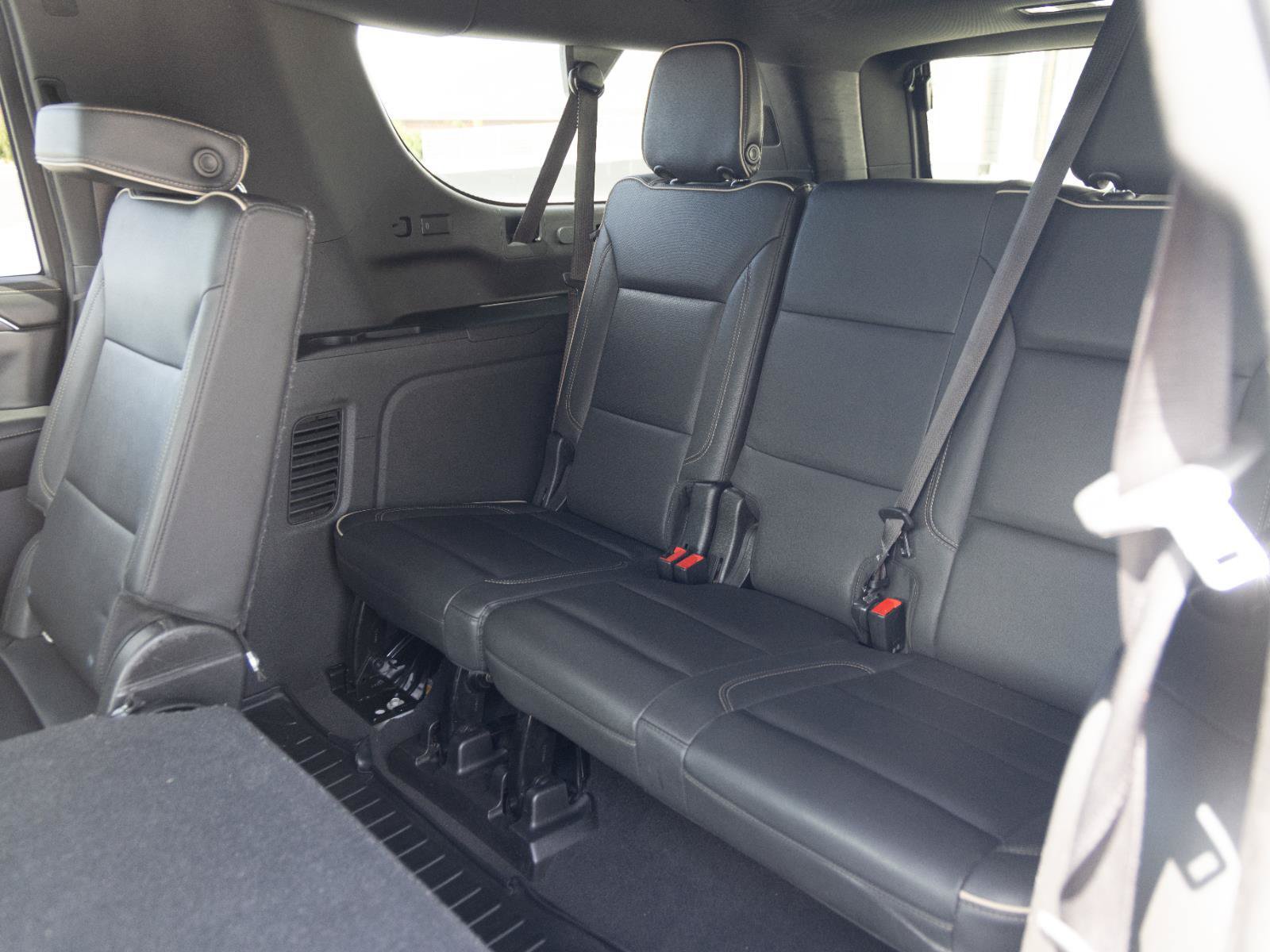 Used 2021 GMC Yukon XL SLT AWD/4WD image 18