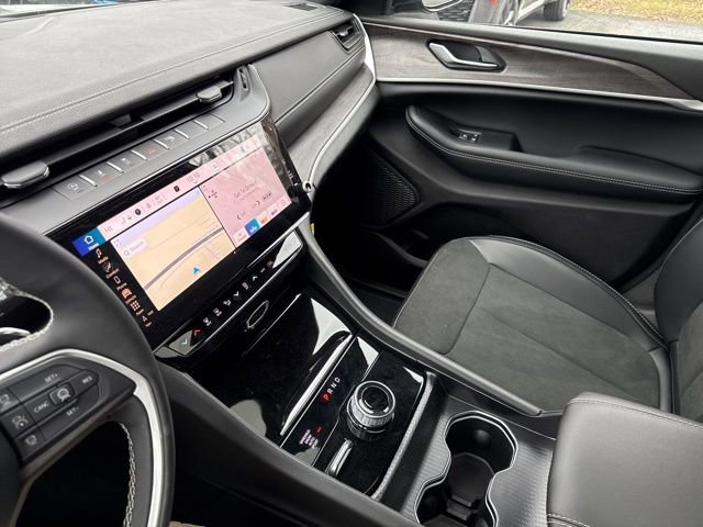 Used 2026 Jeep Grand Cherokee Altitude image 46