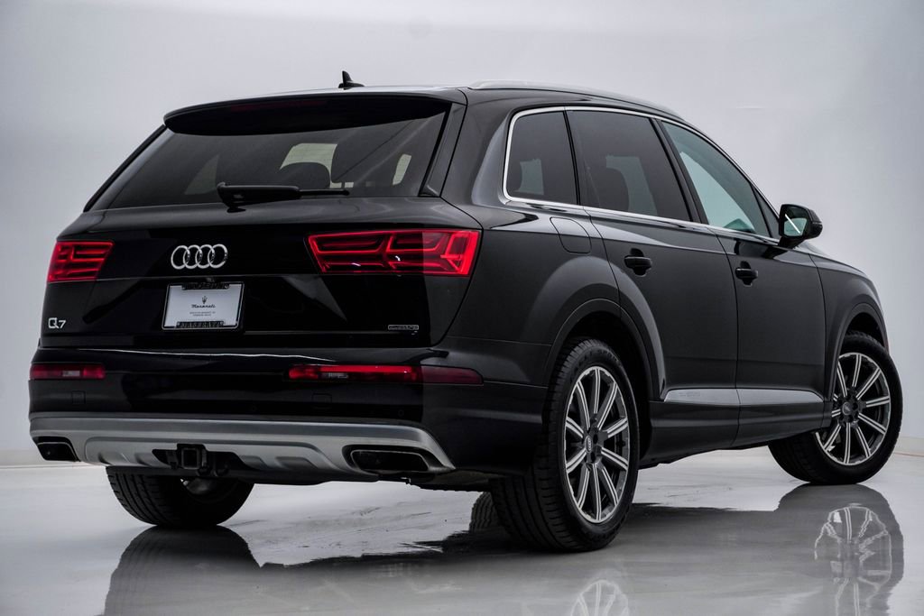 Used 2019 Audi Q7 3.0T Premium Plus w/ Premium Plus Package AWD/4WD image 8