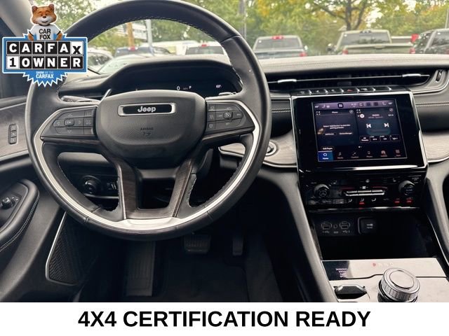 Used 2022 Jeep Grand Cherokee Limited image 23