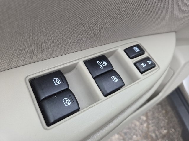 Used 2014 Subaru Outback 2.5i Premium w/ Accessory Value Package (OY1) image 14