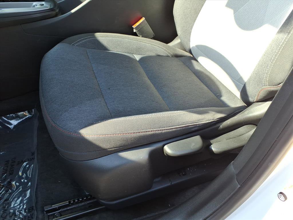 Used 2024 Chevrolet Trax RS w/ Driver Confidence Package image 16