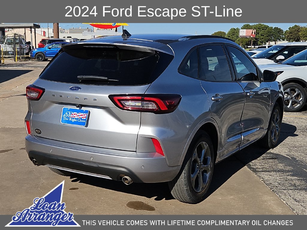 Used 2024 Ford Escape ST-Line w/ Tech Pack #1 FWD image 12