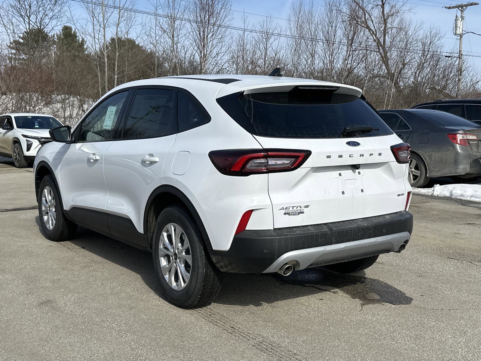 New 2025 Ford Escape SE image 5
