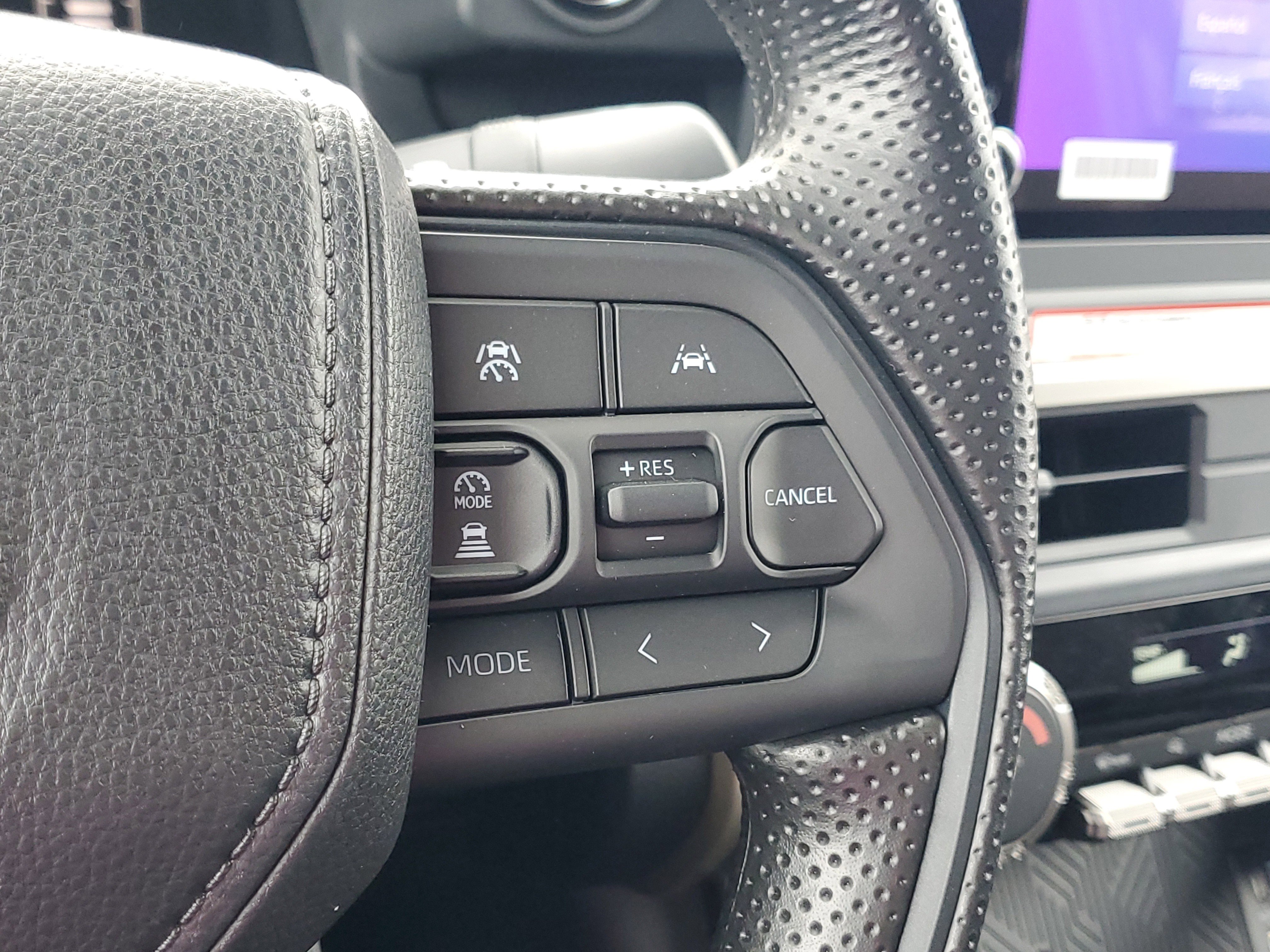 Used 2025 Toyota Tacoma SR image 23