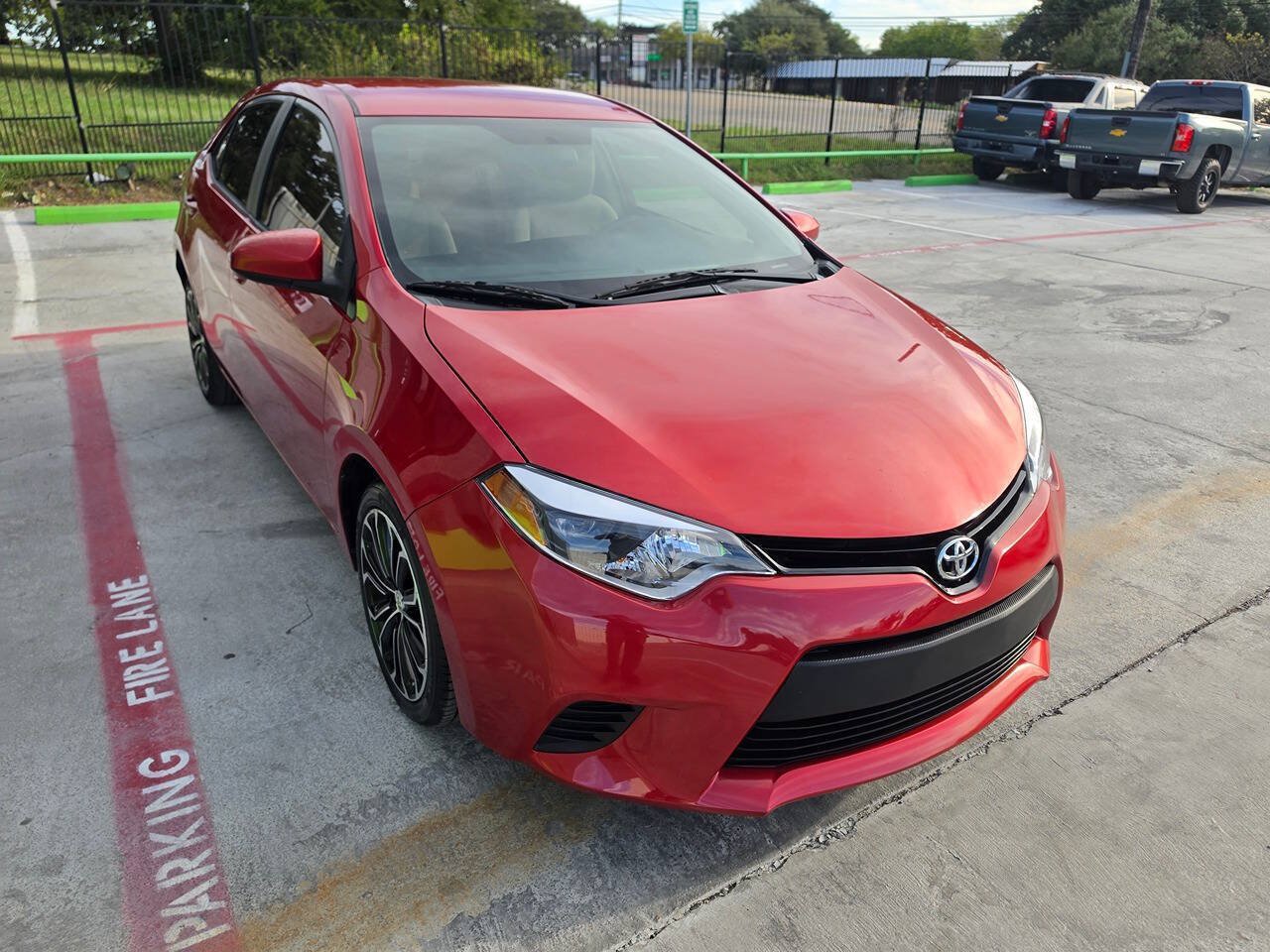 Used 2014 Toyota Corolla LE FWD image 5