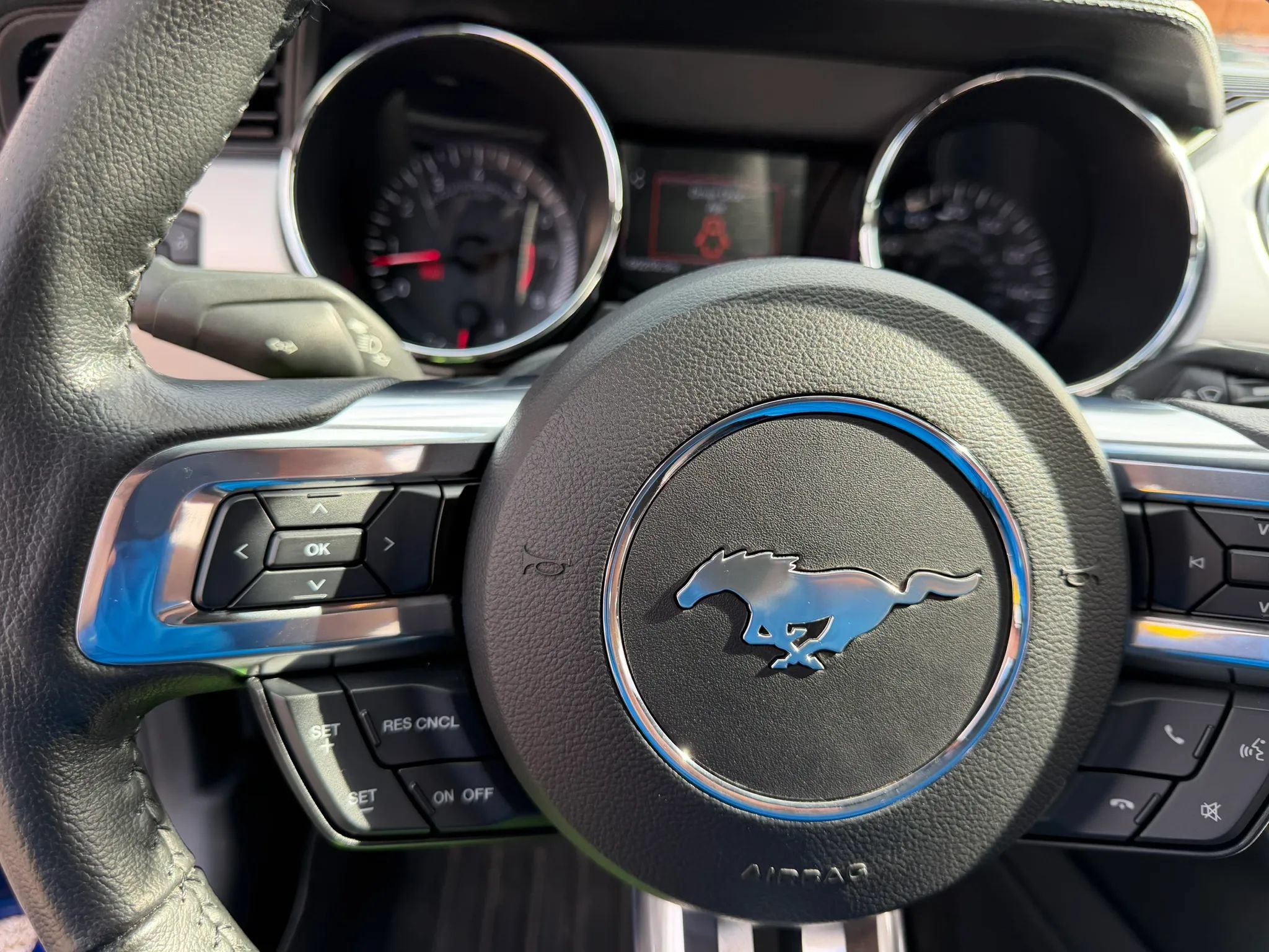 Used 2016 Ford Mustang GT Premium w/ Equipment Group 401A RWD image 27