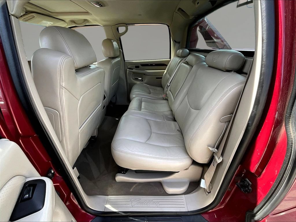 Used 2004 Cadillac Escalade EXT AWD/4WD image 23