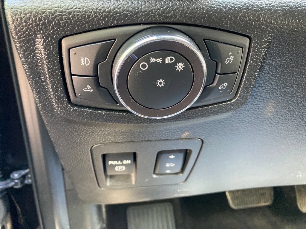Used 2019 Ford F150 XLT w/ Equipment Group 302A Luxury AWD/4WD image 41