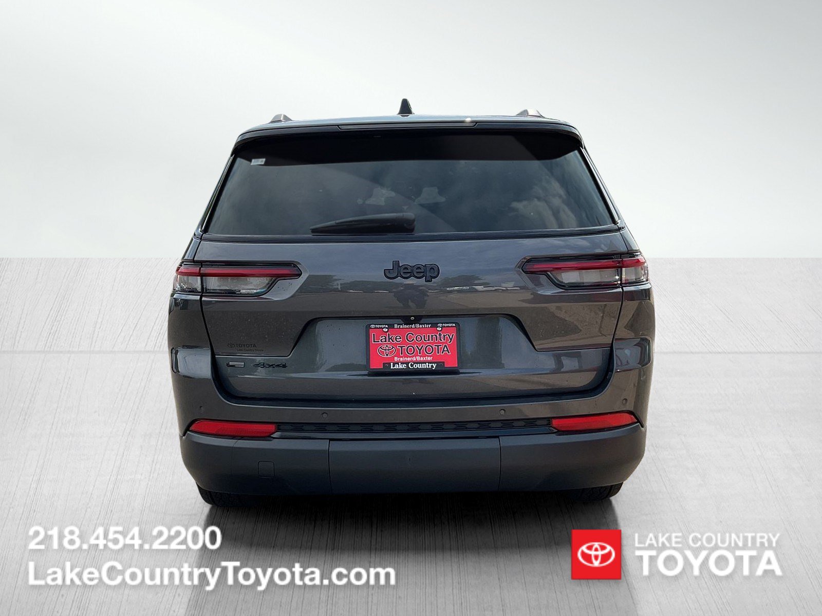 Used 2021 Jeep Grand Cherokee L Laredo AWD/4WD image 4