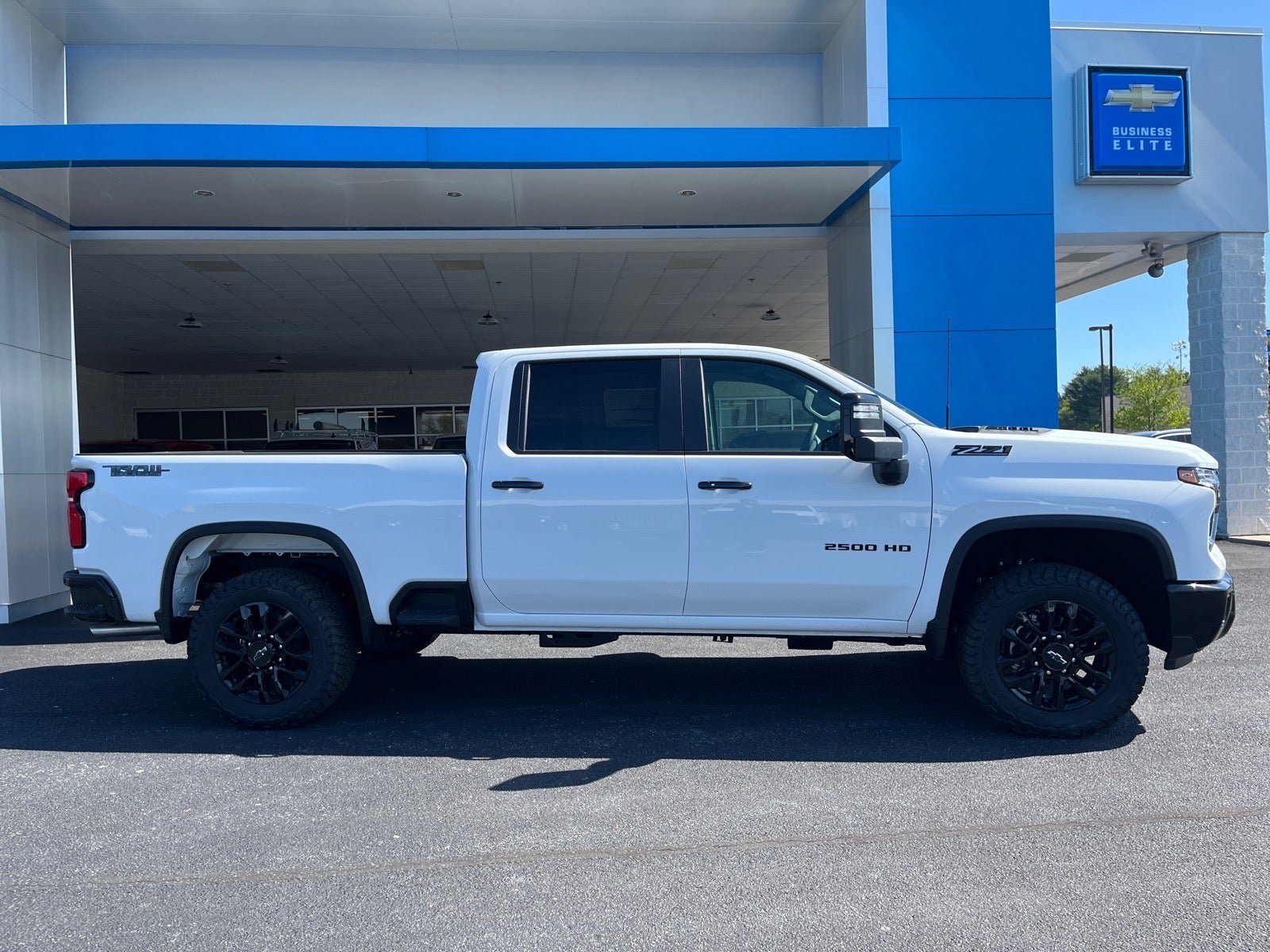 New 2026 Chevrolet Silverado 2500 LT w/ Trail Boss Package AWD/4WD image 5
